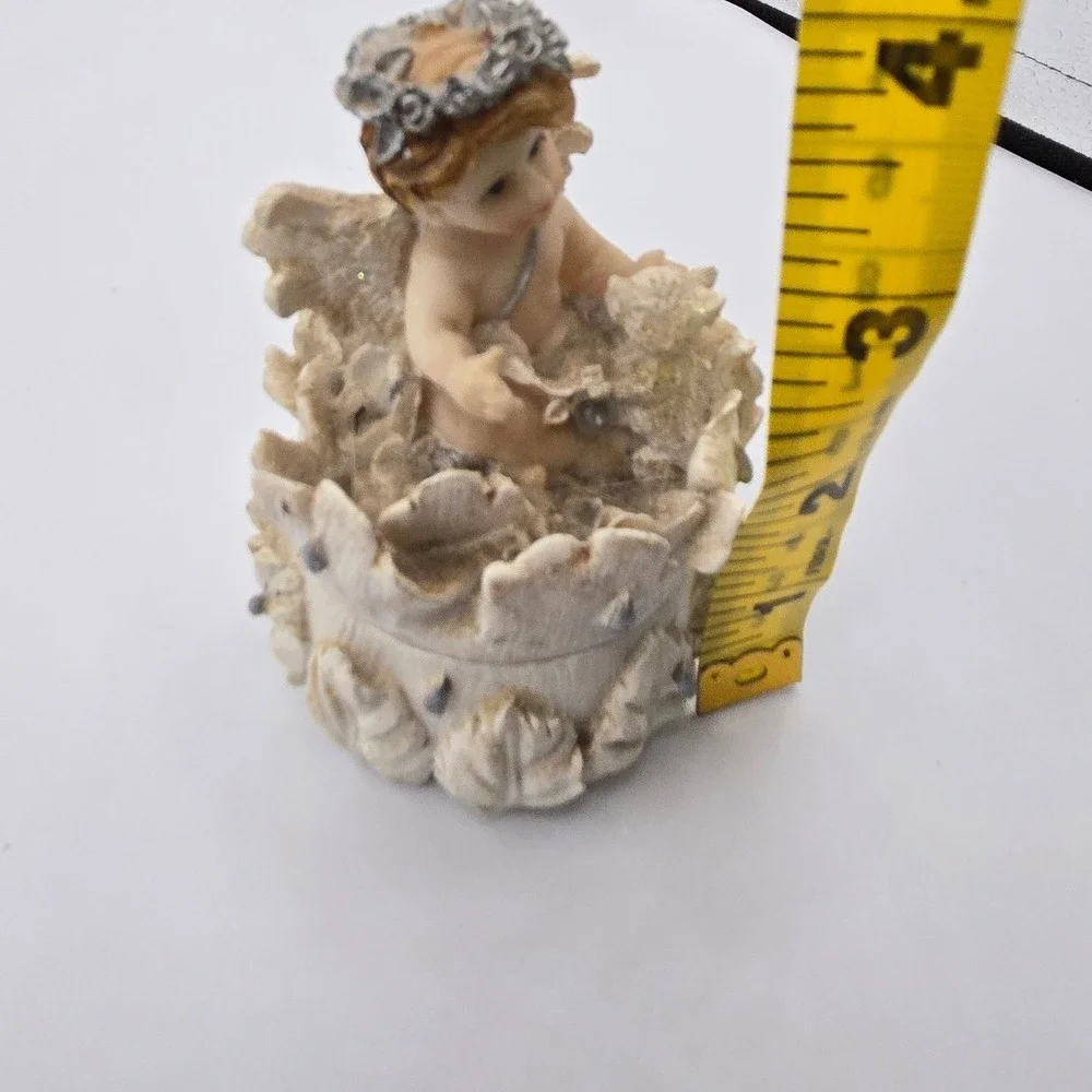 Angel Cherub Trinket Box Small Cream Whimsical Glitter Resin Leaf Decor